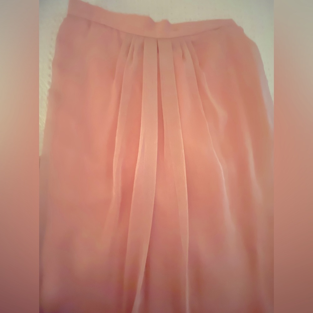 Long ankle length pink ballerina color skirt with soft tool loose fit maxi style
